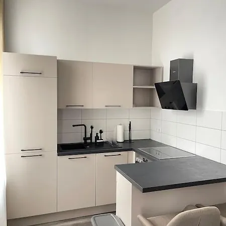 Appartamento Moderne Und Stilvolle Direkt Am Teich *