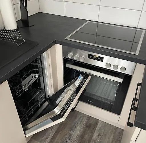 Moderne Und Stilvolle Direkt Am Teich אלטנבורג